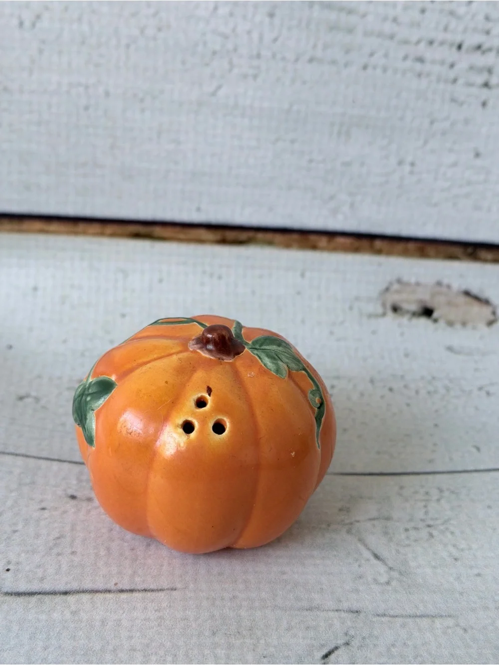 Orange Pumpkin Ceramic Salt and Pepper Shakers - Decorative Fall Kitchen Set